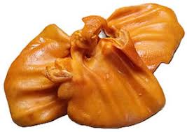 Вушка свинячі копчені цілі кг в/в